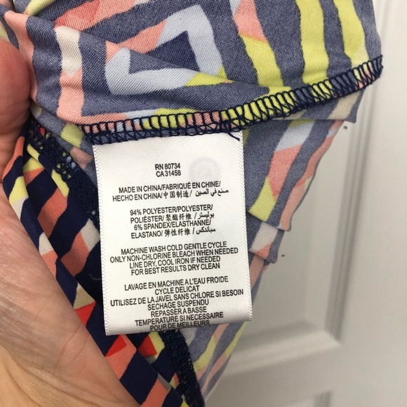 BCBGeneration Abstract Mini Dress Multicored - Picture 5 of 8